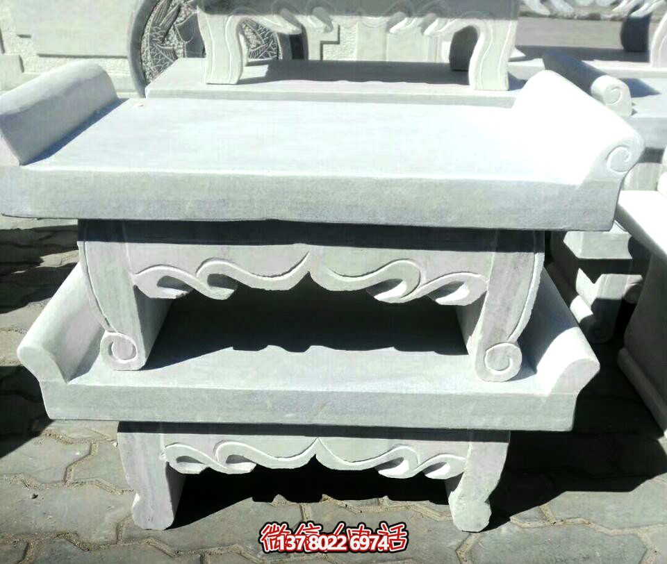 漢白玉佛像供桌，裝點景區寺院