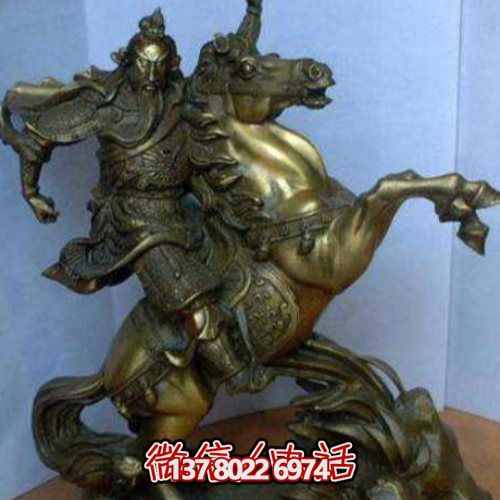 傳統(tǒng)工藝銅雕騎馬人物雕塑，點綴戶外園林